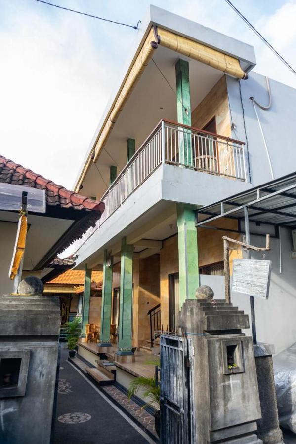 Ika Homestay Canggu  Exterior photo